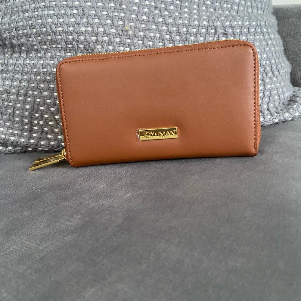 Joy & Iman  leather wallet